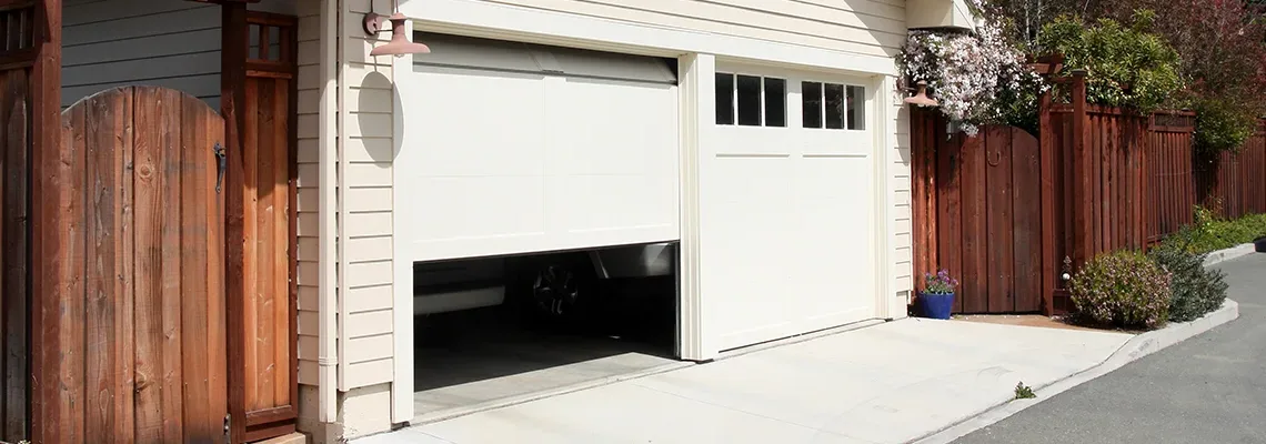 Repair Garage Door Won't Close Light Blinks in Melbourne