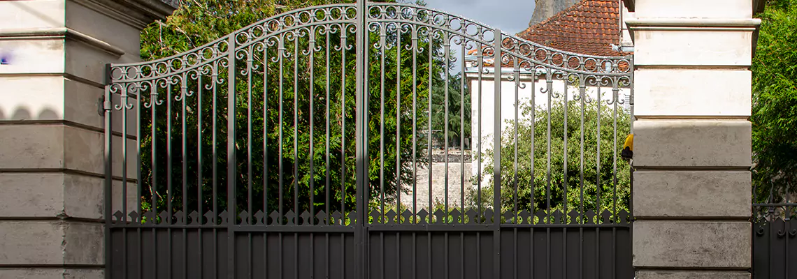 Wooden Swing Gate Repair in Melbourne